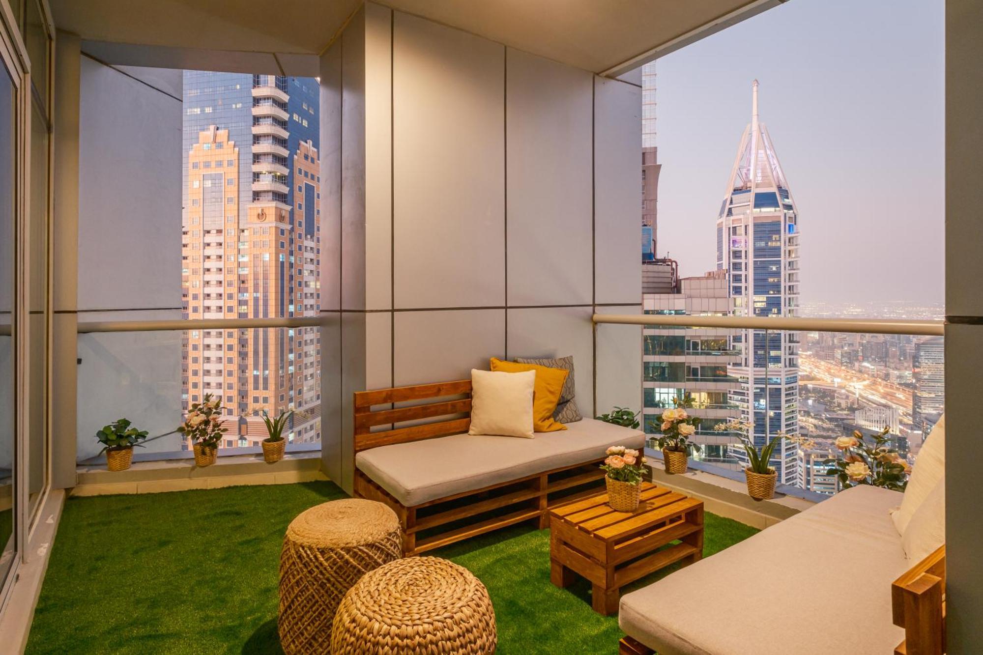 Torch 77 - By Saffron House Vandrehjem Dubai Eksteriør billede